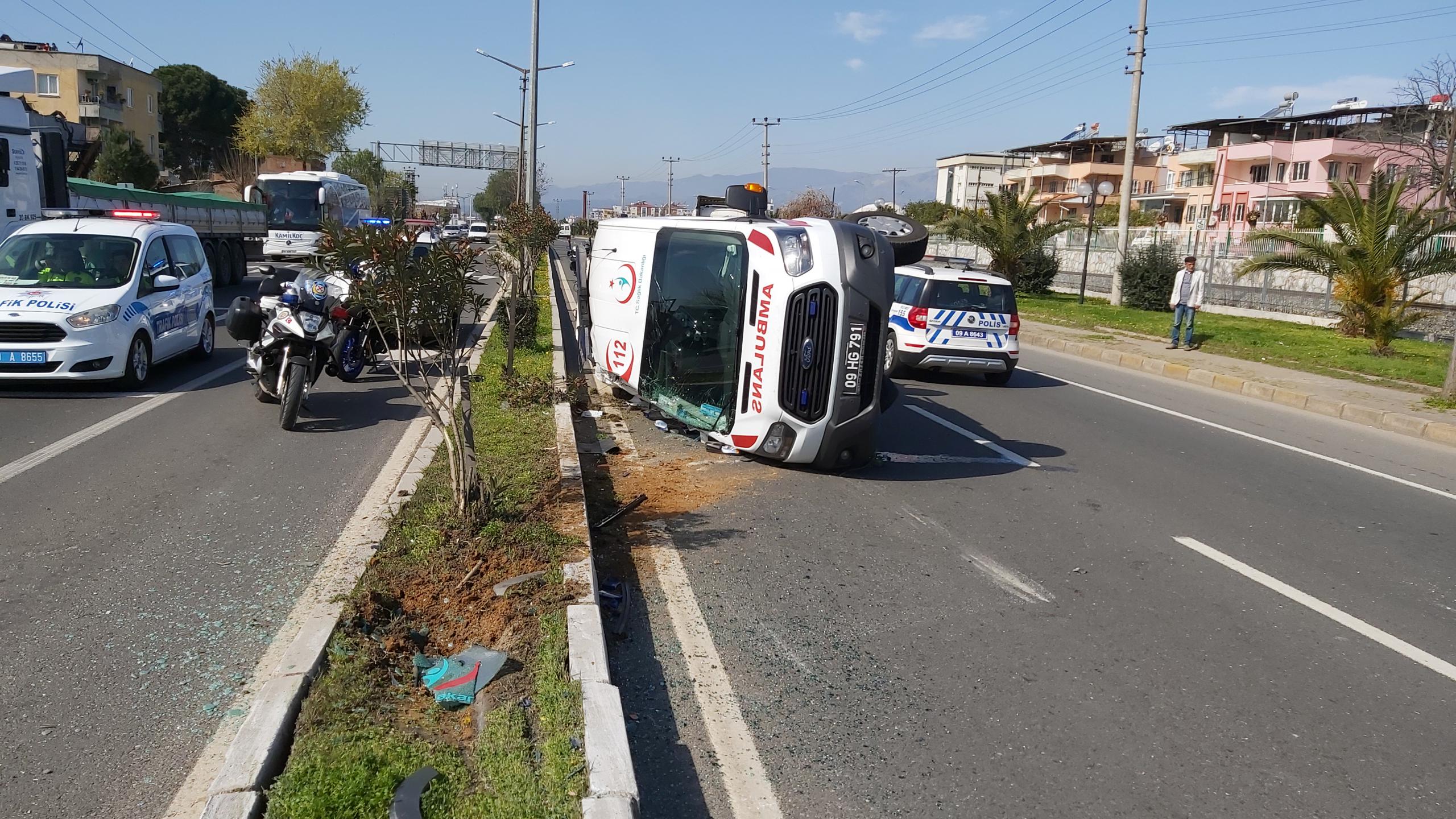 Nazilli Feci Kaza; Ambulans Takla Attı
